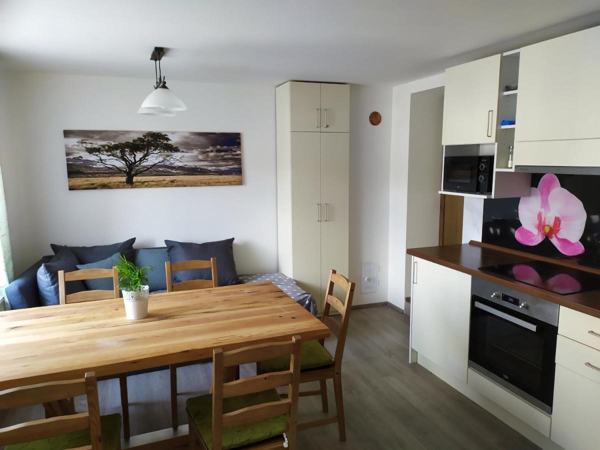 Apartmany De-Lu Blansko Buitenkant foto