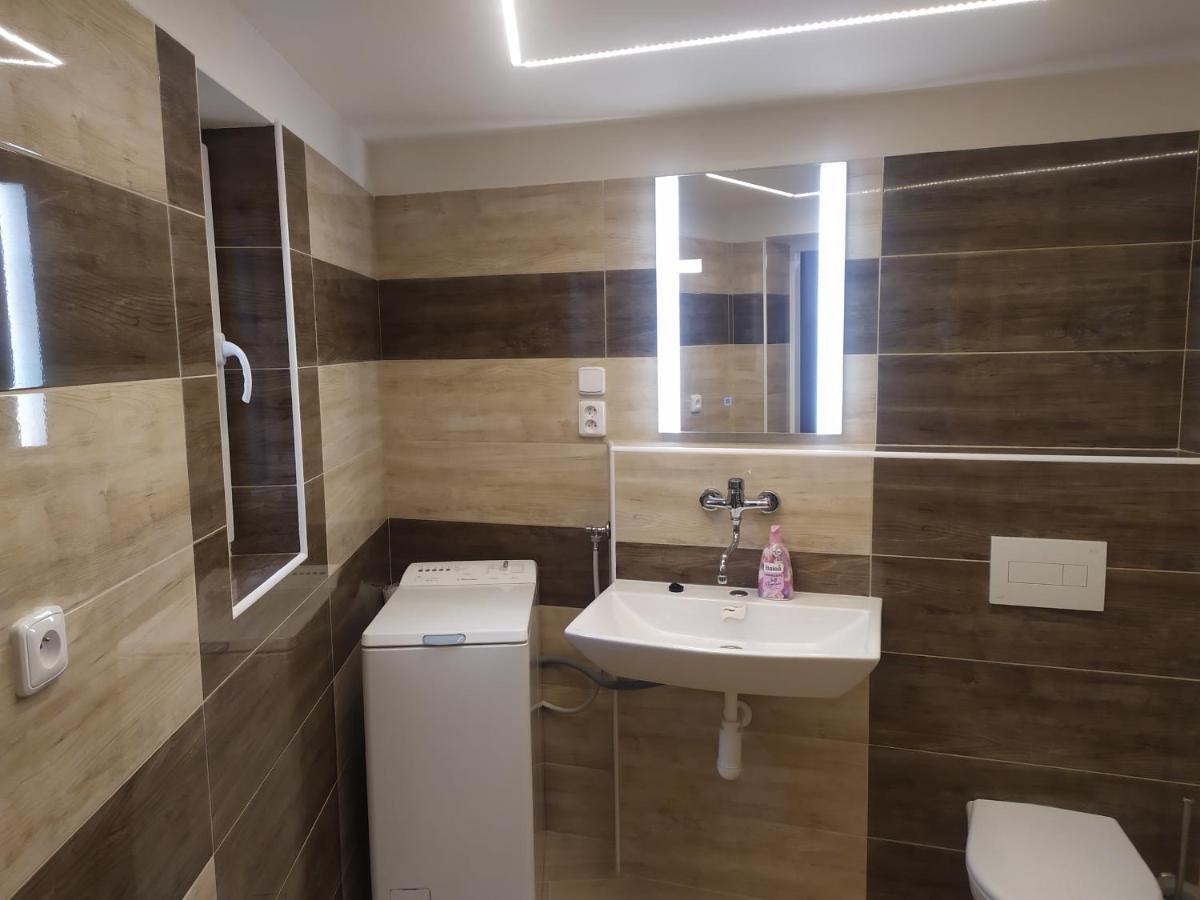 Apartmany De-Lu Blansko Buitenkant foto